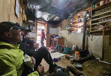 Rast auf dem Weg ins Basislager