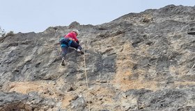 Die vorletzte Seillänge der Montania an der Geierwand ist wieder perfekte Lochkletterei.