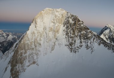 Tom Livingstone_Ales Cesen_Edge of Entropy