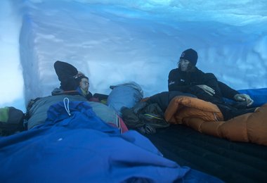 In der Schneehöhle – alle Fotos: Klaus Fengler