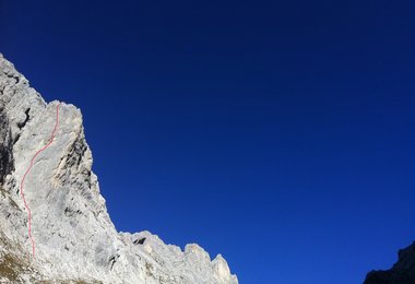 Wilder Kaiser Karlspitzpfeiler, die Route "Direkte Südwand", 8a