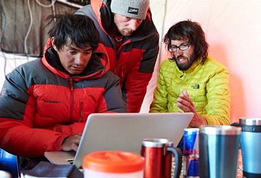 David Lama, Peter Ortner und Hansjörg Auer © Red Bull Content Pool / Ferrigato