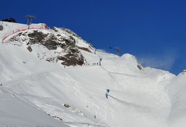 Aufstieg auf der Piste zur sehr beliebten Seekarspitze