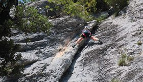 Klettern in der Route Pettirosso - Regina del Lago - Sektor A