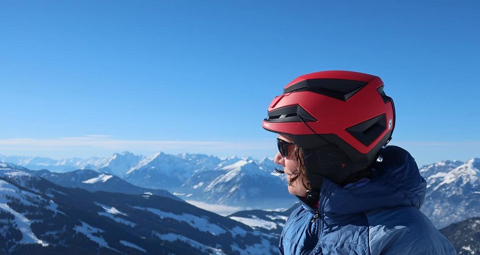 Der Atomic Backland Skitourenhelm.