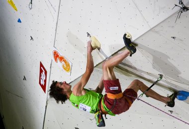 Adam Ondra in Action @ ÖWK