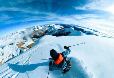 Himlung Himal Expedition Benedikt Boehm und PrakashSherpa Sept2022 © Mountainfilmcrew 