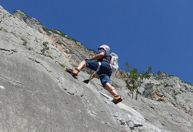 Unterwegs in Arco mit dem Alpha SL 30 Rucksack