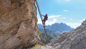 Die 15-Meter Leiter am Ende des Günther Messner Steiges.