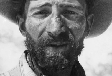 Hermann Buhl nach der Besteigung des Nanga Parbat, Pakistan, 1953.  © Touring Club Italiano / Marka / Universal Images Group via Getty Images