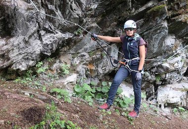 Auch beim Klettersteiggehen ist der Blue Ice Choucas Pro Klettergurt eine sehr gute Option.