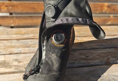 Noch mal der innere und äußere Boa-Verschluss des Aku Croda Boa GTX Leichtbergschuhs