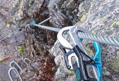 Die Ergotec 2.0 Karabiner von Salewa gehören immer noch zu dem besten Flachkarabinern, die man momentan bekomme kann.