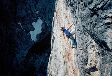 Lara Neumeier of Germany climbs the route Des Kaisers Neue Kleider on Fleischbank at Wilder Kaiser in Austria on June 4, 2026. (c) Ray Demski / Red Bull Content Pool