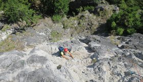 Die Querung in der 2. Seillänge
