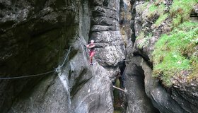 Unten in der Klamm auf dem Weg zum Wiesler Wasserfall - Postalmklamm Klettersteig