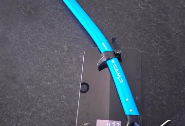 Der 57 cm lange Zenith Eispickel wiegt bei uns 433 Gramm (inkl. Finger-Tigger)