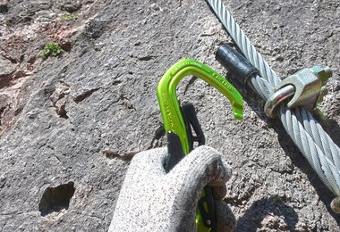 Den mit Abstand besten Karabiner hat das Edelrid Cable Comfort 6.0