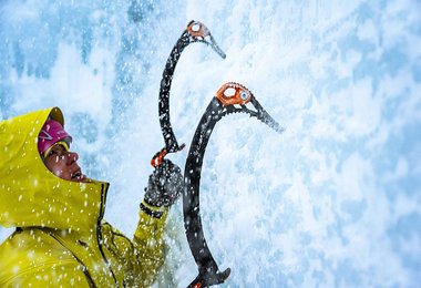 Unterwegs mit dem neuen X-Dream Eisgerät; Foto: Florian Czerny - Atelier Icarus