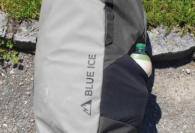 Das Fach für die Trinkflasche