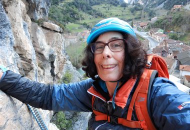 Claudia auf der Via Ferrata Los Penarruscos