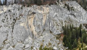 Luftiger Ausklong Zwerchwand Klettern