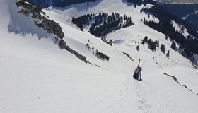Die sehr steile Hang nach dem Rossfeldboden