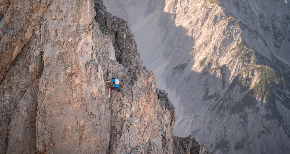 Lukas Waldner bei der Grand Karwendel Integrale Fotos: Fotos von Tom Czermak und Mathias Gschwendtner