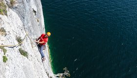 In der ersten Seillänge der Route Seenot