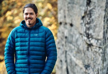 Professional climber Alex Luger, Photo: Paolo Sartori