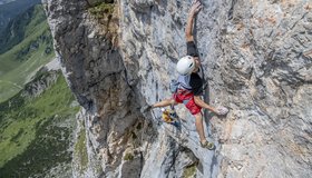 Clemens in der 8a Länge - Kaiserschmarrn Maukspitze