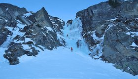 Seilschaft im unteren Teil des Spannagel Gullys