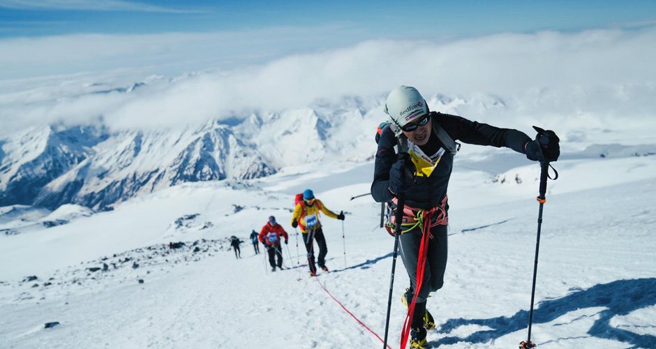 Eisige Verhältnisse mit optimaler Rennbetreuung beim  Red Fox Elbrus Race 2021 (c) Red Fox