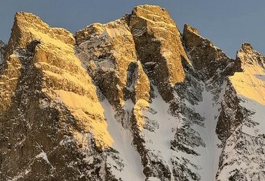 Die Sagwandspitze in der Morgensonne.