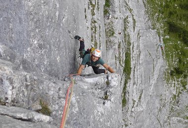 Beim Klettern im Karwendel mit dem Petzl Sirocco Helm 