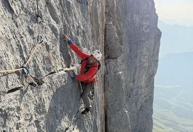 Roger Schäli in Solar Eclipse am Eiger @ Fay Manners