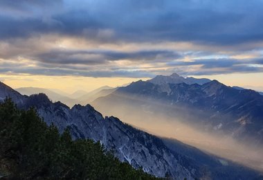Solche Stimmungen bietet nur die Bergwelt. Hier im Nationnalpark Gesäuse