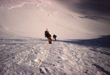 Die Fixseile an der Westbuttress