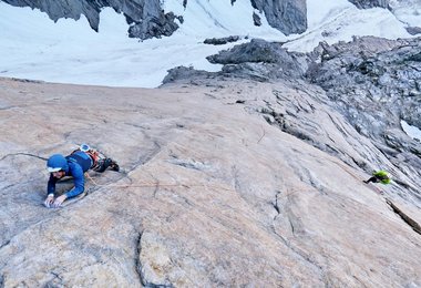 In der der Route Forum (800 m, 22 Seillängen, 7c max)