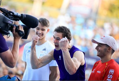 Sieger bei den Herren v.l.n.r.: Luka Potočar, Adam Ondra und Ginés López (c) ISFC