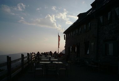 Dachstein Südwand Hütte