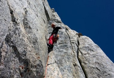Alexander in der wunderschönen Verschneidung, die zum Ende des ersten Pfeiler führt (c) Archiv Alexander Huber