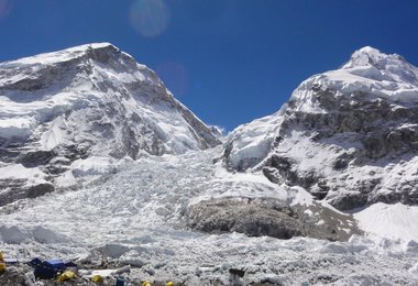 Lho La, Eisbruch und Nuptse