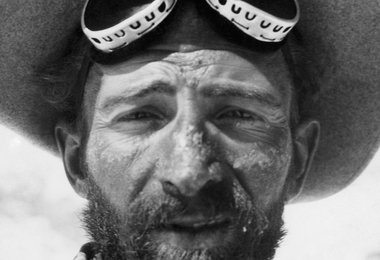 Hermann Buhl nach der Besteigung des Nanga Parbat, Pakistan, 1953.  © Touring Club Italiano / Marka / Universal Images Group via Getty Images