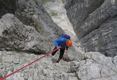 Beim Abseilen von der Kleinen Zinne.