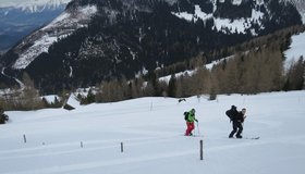 Aufstieg im Bereich der Arlingalm, ganz unten die Bosruckhütte