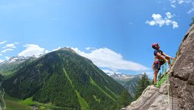 Und immer wieder Bergpanorama pur - Die Leichte Tirolerin