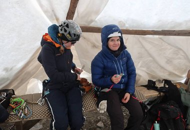 Angenehm warm mit dem Patagonia Fitz Roy Down Hoody