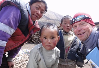 Kinder in Dingboche