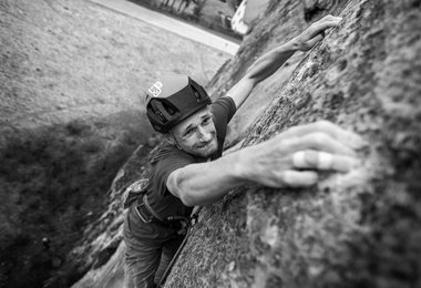 Martin Feistl bei der clean Begehung der Route Massive Attak (8a+(b) in Konstein (c) Lukas Neugebauer